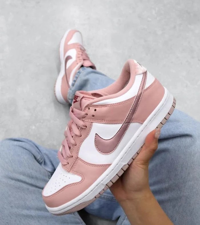NIKE DUNK LOW PINK VELVET